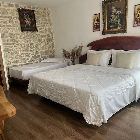 Hotel Omer The Ottoman House Berati Exterior foto