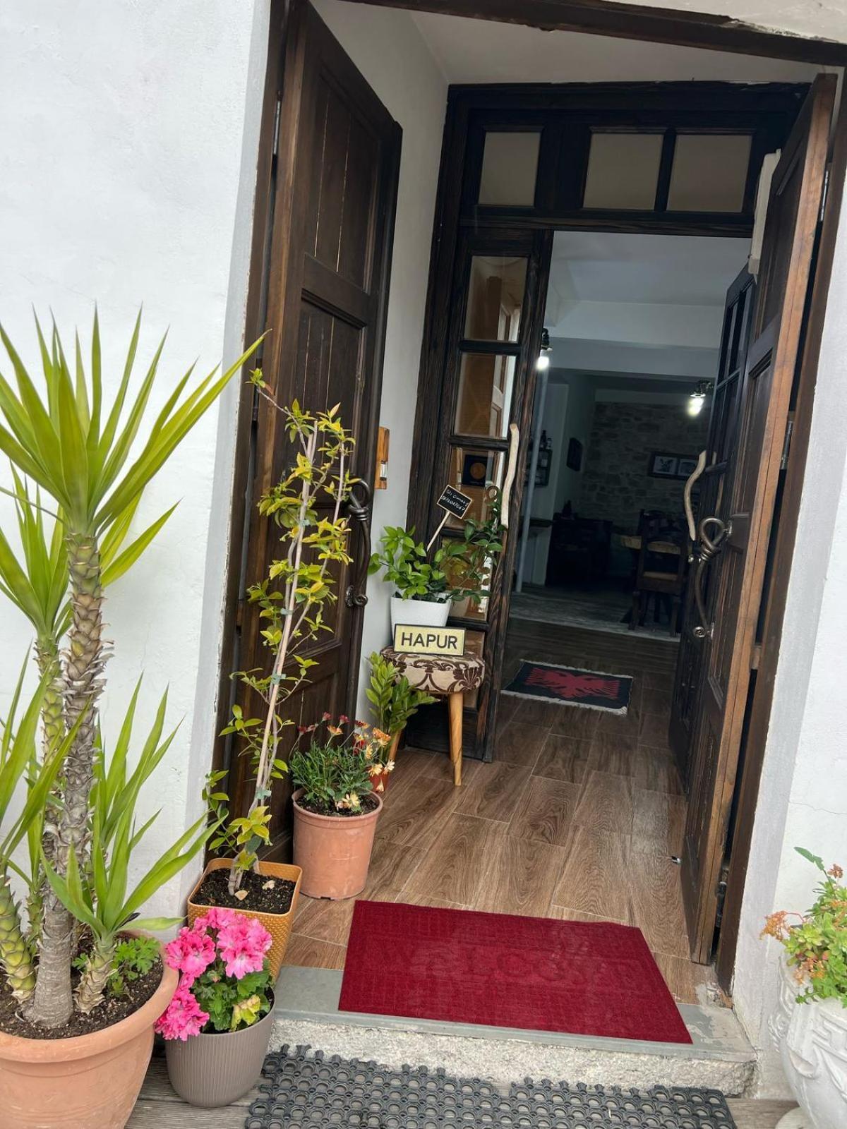 Hotel Omer The Ottoman House Berati Quarto foto